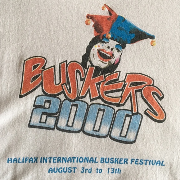 2000 International Buskers Festival - Picture 2 of 3